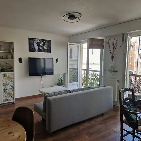 Lumineux Proche Montmartre